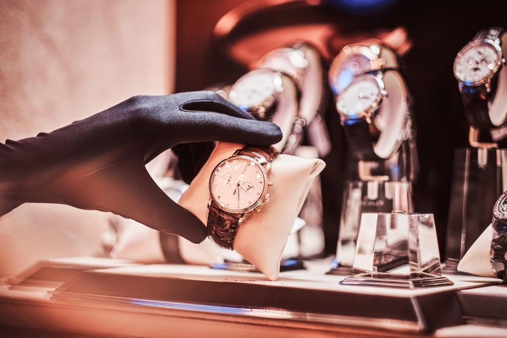 How To Choose The Perfect Watch: A Complete Guide For Every Style And Budget